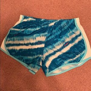 Girls L Nike Running Shorts